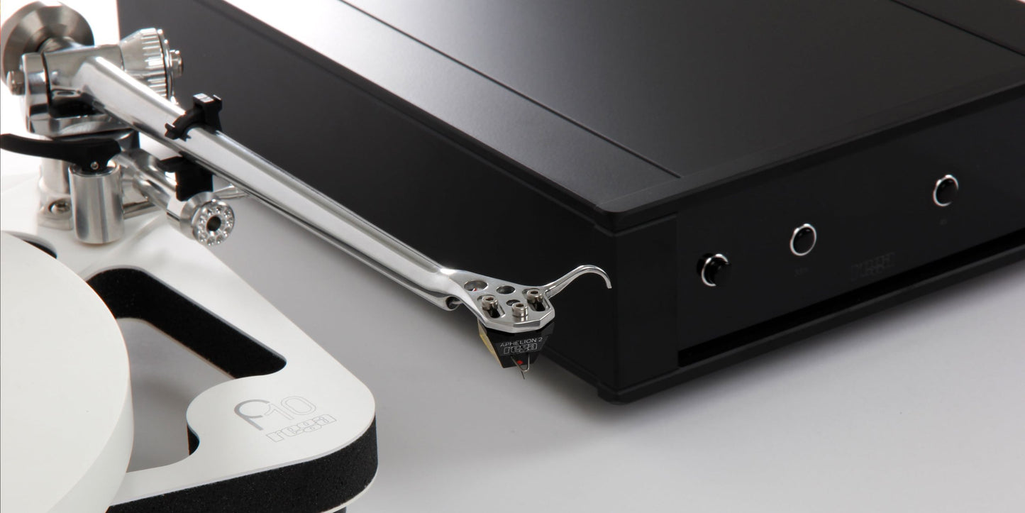 Rega Planar 10